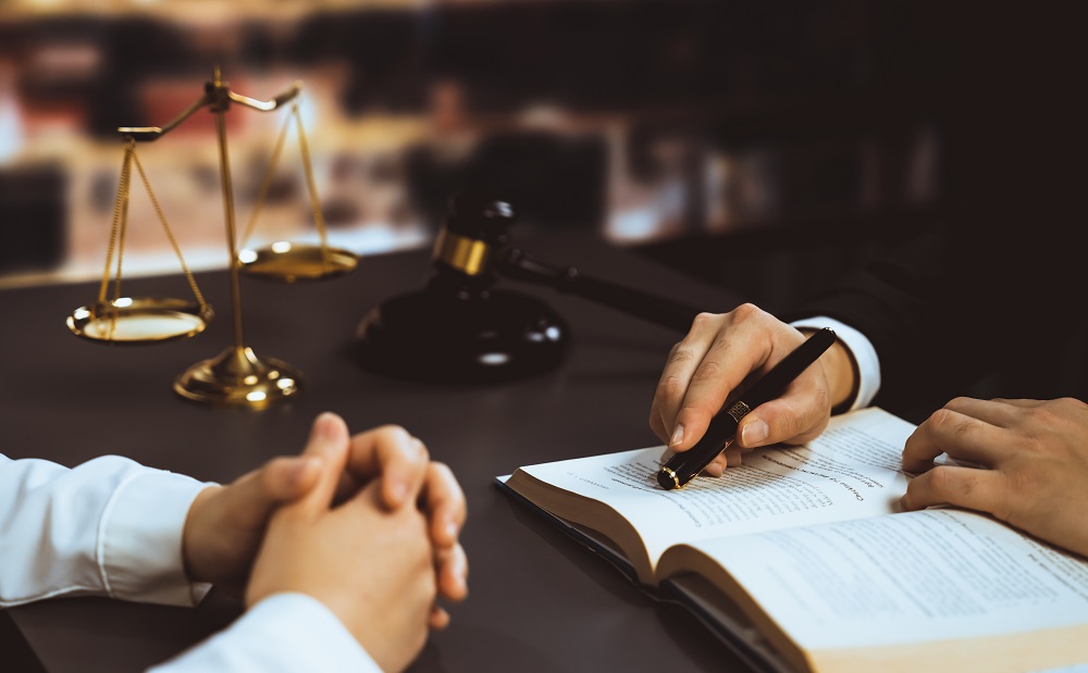 공중밀집장소추행기소유예 받는 방법