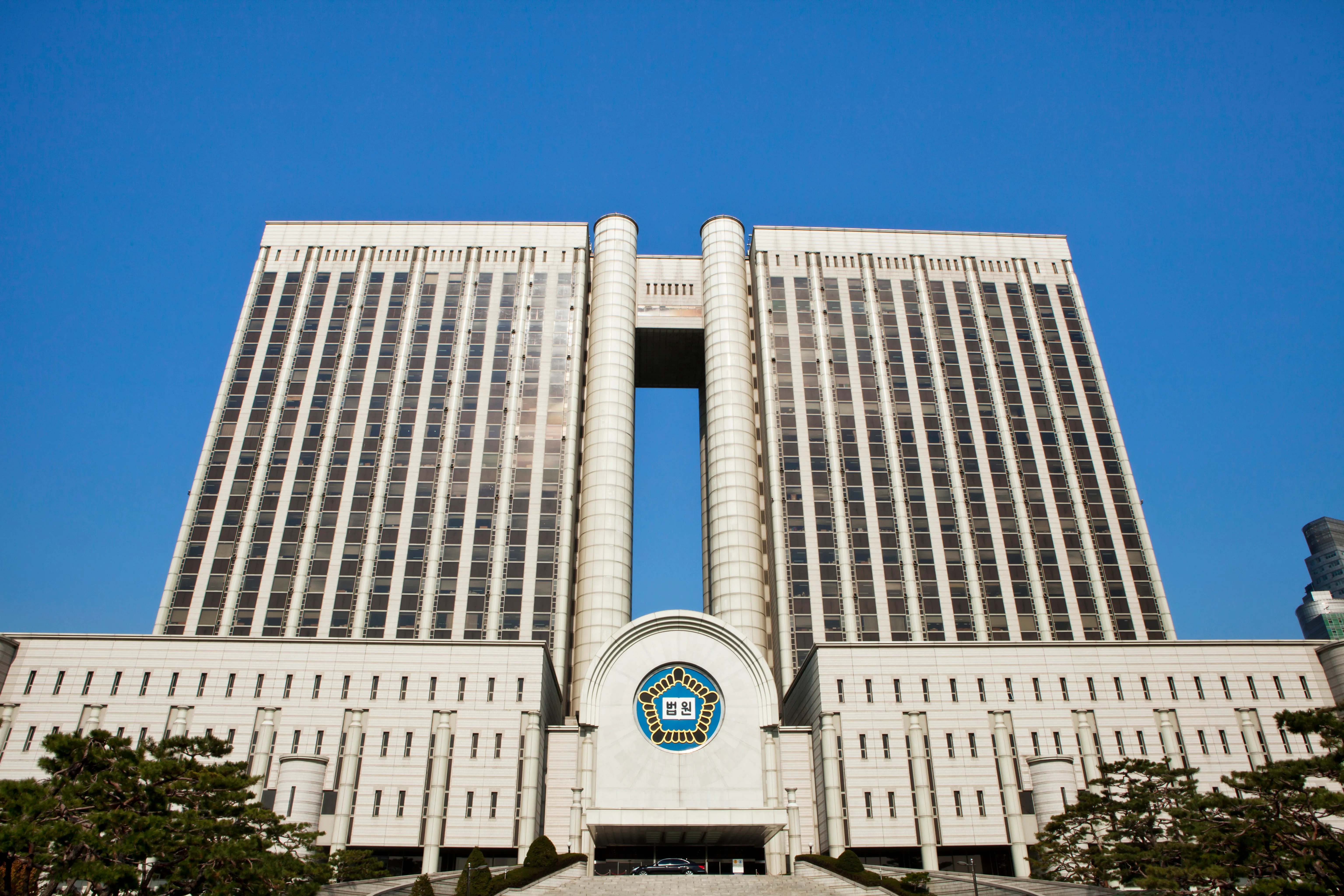 대륜 지하철몰카 사건 결과 집행유예