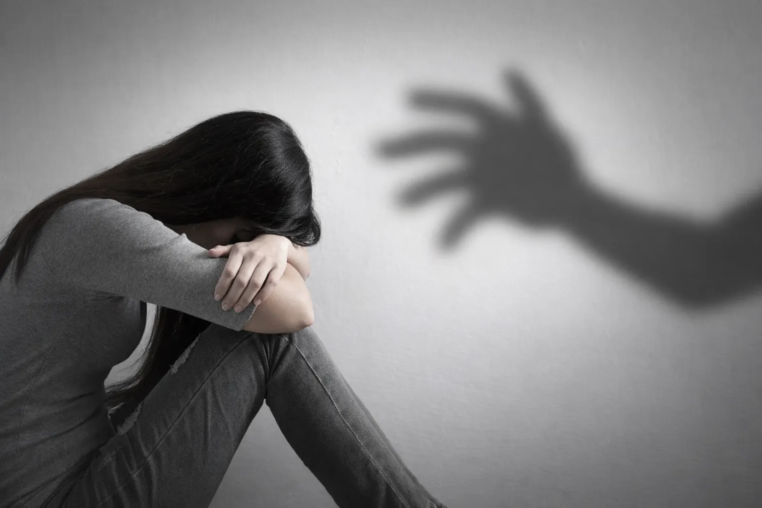 강릉성범죄변호사 성추행 성희롱 처벌수위 형량 양형자료 감형방법