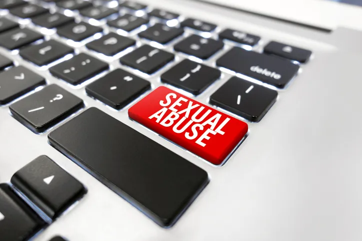 부산아청법변호사 성범죄피의자 형사처벌 미성년자피해자 법률상담