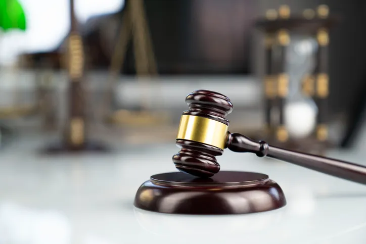 포항보이스피싱변호사 사기죄 형사처벌 현금전달책 무죄 법률상담