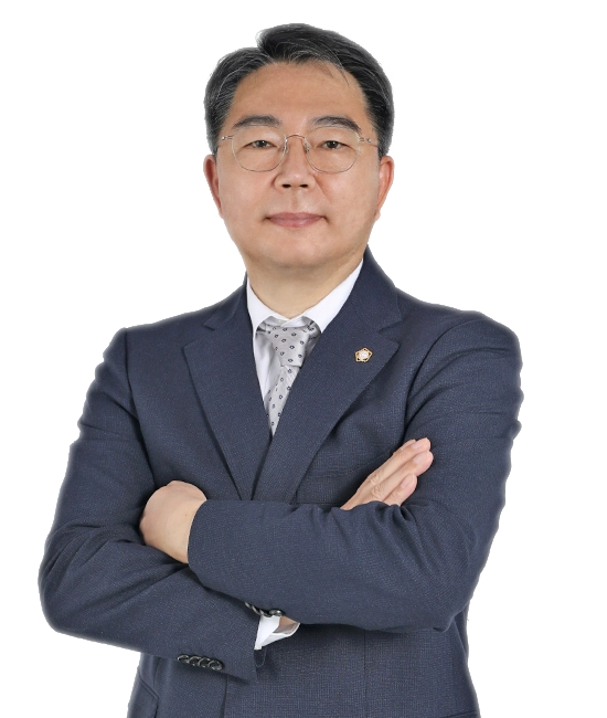 노동산재전문변호사 김민수